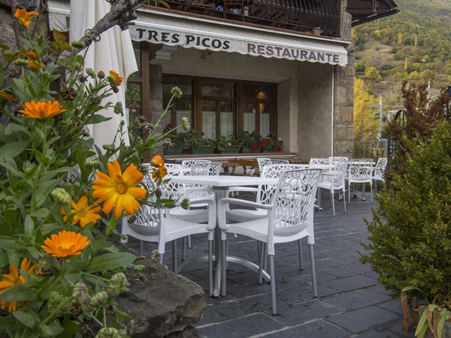 Hotel Tres Picos